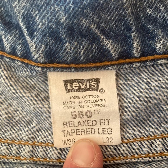 Vintage Levi’s 550 Jeans - Picture 5 of 6